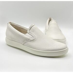 ECCO Slip On Sneakers Womens Size 9-9.5 White Leather Casual Walking Preppy Shoe